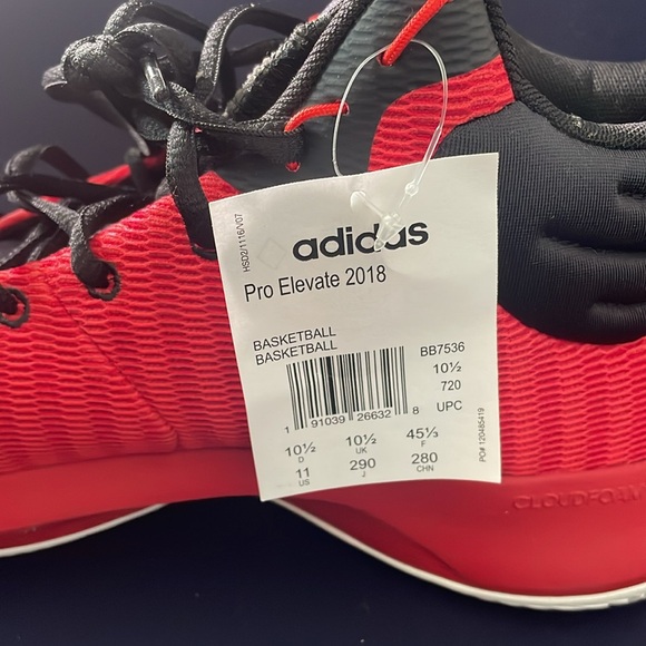 ADIDAS Pro Spark 2018 - Red/White - Men's Shoes - SIZE 11 BRAND NEW & DS - Picture 6 of 6